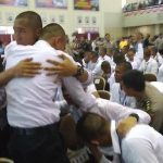 Persaingan Ketat dan Kompetitif 1