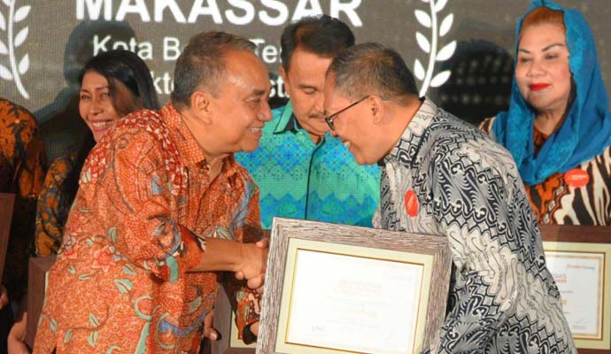 Raih Katagori Terbaik Sektor Pariwisata 1