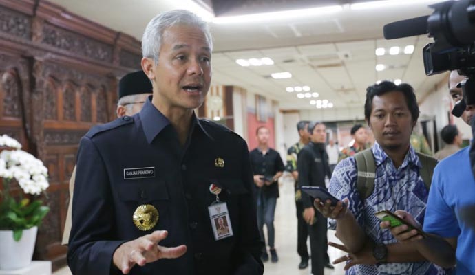 Namanya Tertulis dalam Selebaran Menteri