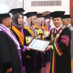 Unpak Bogor Mewisuda 1