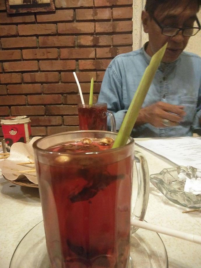Angkringan Merah Putih Begitu 1