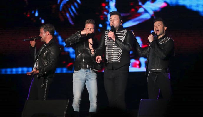 Nonton Westlife Bareng Keluarga 3