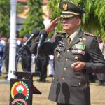 Pimpin Ziarah Hari Pahlawan 1