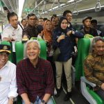 Resmikan KA Bandara Adi Soemarmo 1