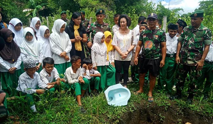 Bantuan Jamban Untuk Warga Perbatasan 2