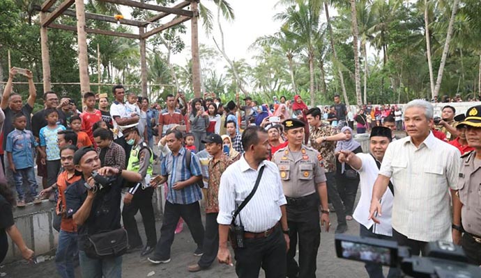 Ganjar Ingin eks Keraton Agung 1