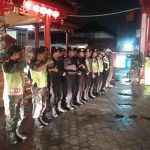 Polisi dan TNI Patroli ke Klenteng 1