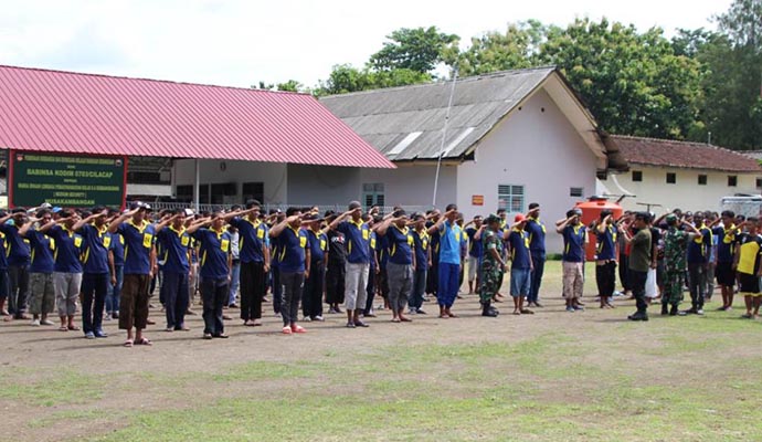 Babinsa Kodim Cilacap Berikan 1