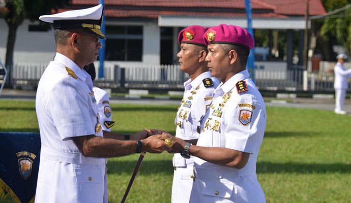 Letkol Mar Adi Sucipto 1