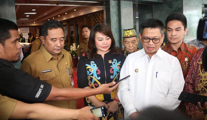 Menghadap Mendagri 3