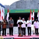 Presiden Jokowi Resmikan Terowongan 2