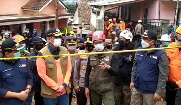 Gubernur Jabar Tinjau Lokasi 1
