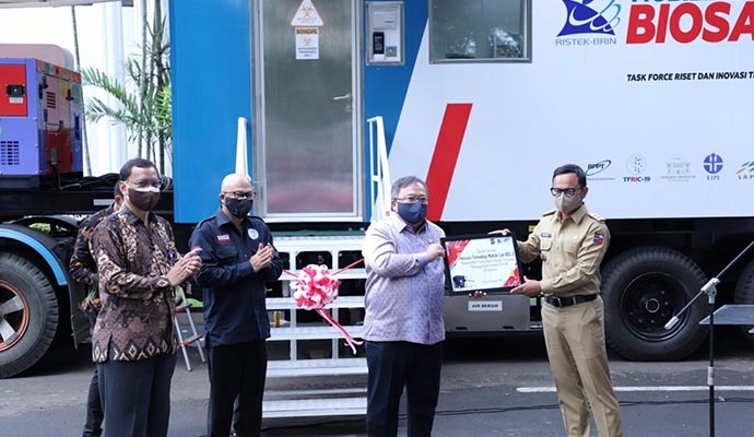 Mobile BSL 2 Uji Spesimen 1
