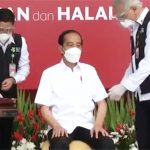 Presiden Jokowi Disuntik 1