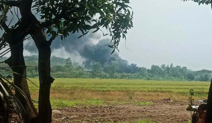 Empat Gudang 1