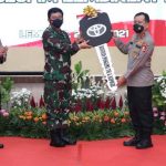 Serahkan Bantuan Kendaraan Dinas 1