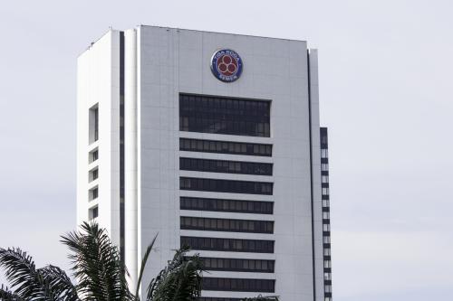 TIGA BERITA 10