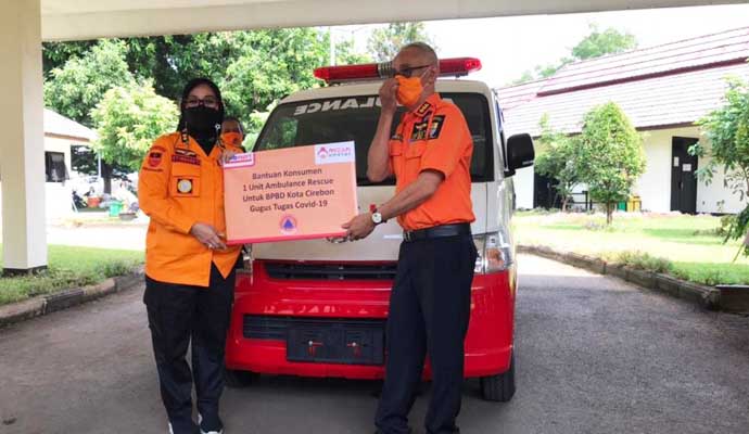 Kota Cirebon Terima Ambulance 1