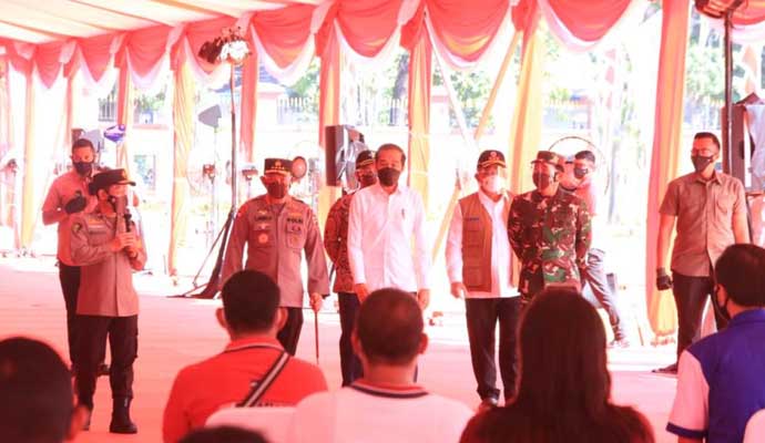 Vaksinasi Massal di Mabes Polri 1