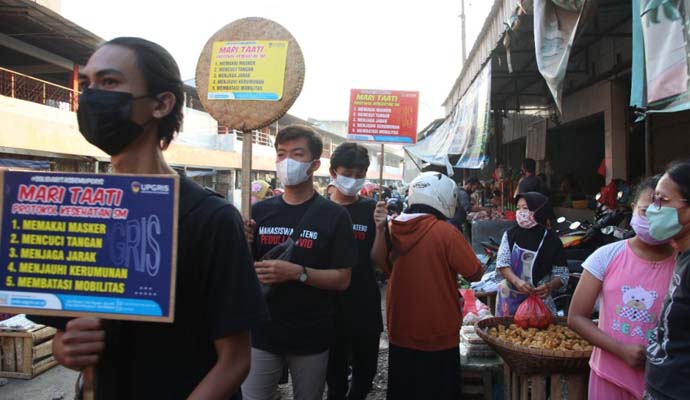 Mahasiswa UPGRIS 1