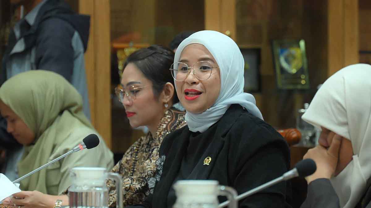 Ratih Megasari Singkarru