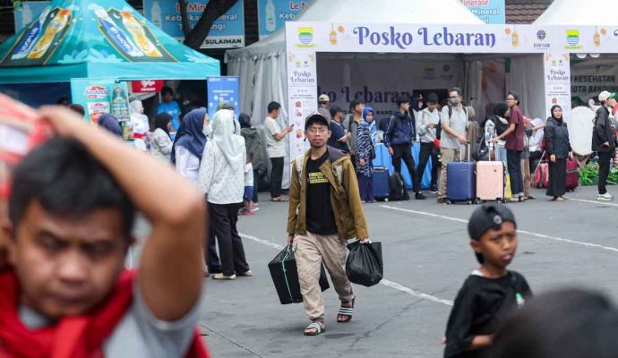 Prediksi Penumpang Angkutan 1