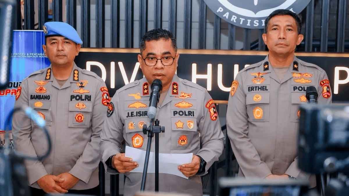 Tak Ada Jalur Khusus 1