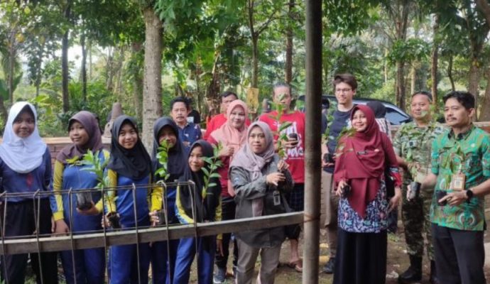 SDN Girikulon Secang 1