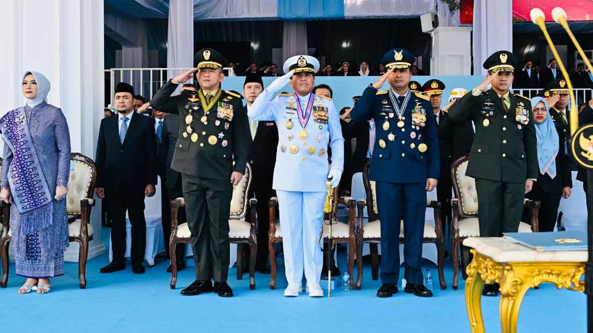 Panglima TNI Hadiri 2